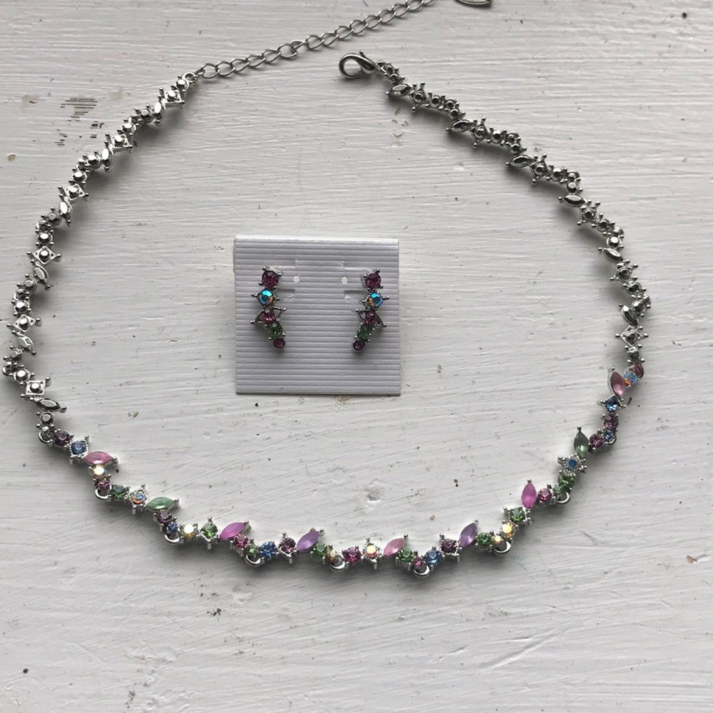 Sparkly necklace & earrings